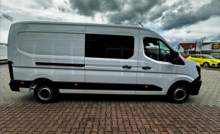 Nissan Interstar