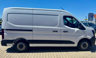 Nissan Interstar