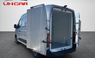 Nissan Interstar