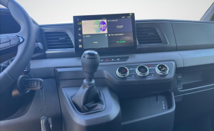 Nissan Interstar