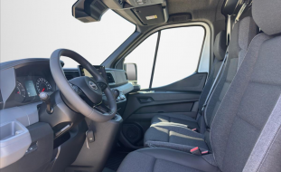 Nissan Interstar