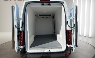 Nissan Interstar